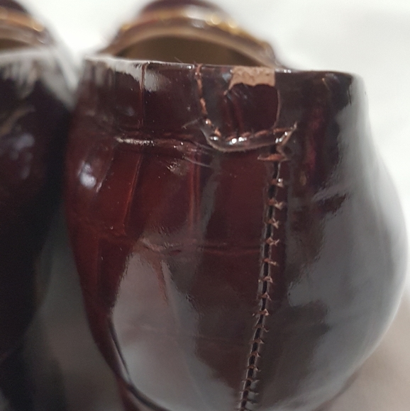 Venus Shoes - Picture 7 of 16